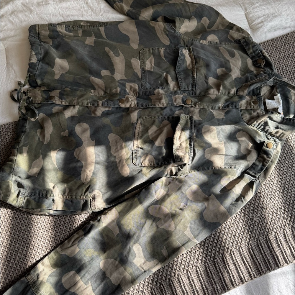 C&C California Olive Green Jacket - Picture 3 of 3